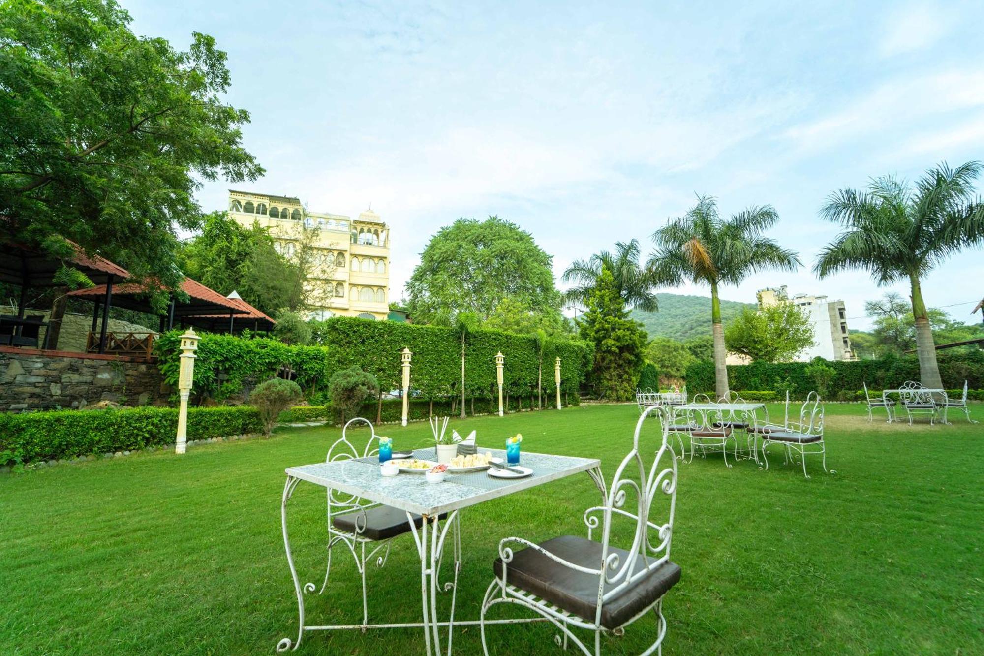 Hotel Treebo The Aravali Getaway à Udaipur Extérieur photo