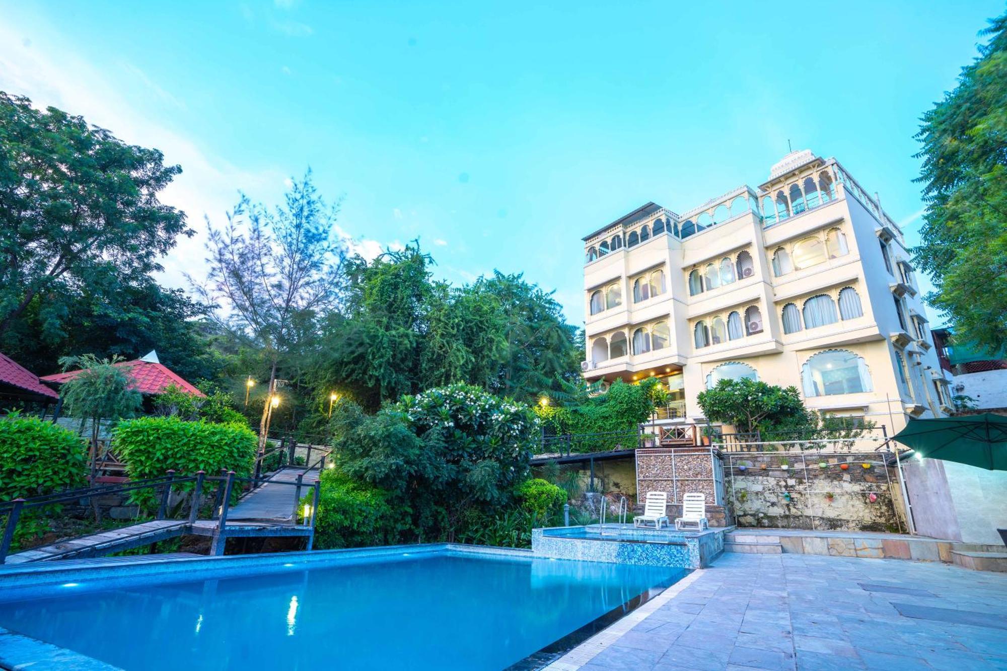 Hotel Treebo The Aravali Getaway à Udaipur Extérieur photo